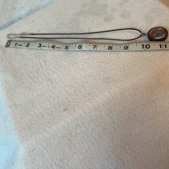 Abstract Acrylic Art Pendant Necklace And Earring Set - Picture 8 of 9